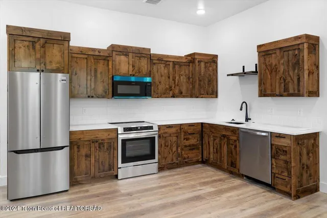 $1,100,000 | 1021 Farmers Trail, Driggs, ID 83422