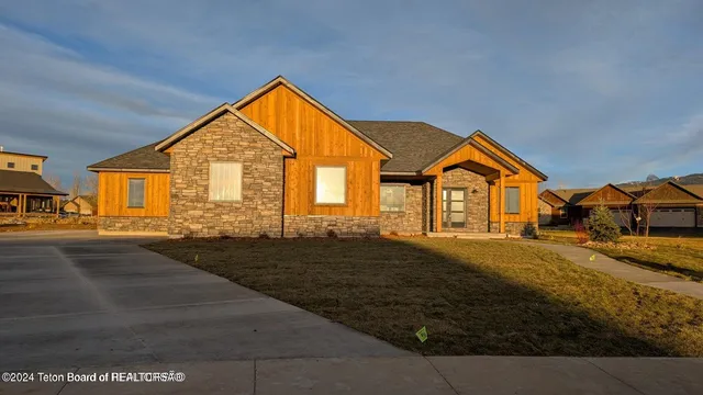 $1,100,000 | 1021 Farmers Trail, Driggs, ID 83422