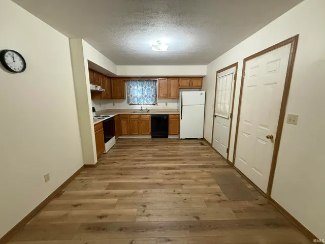 $179,900 | 1016 Forest View Drive North, Ellettsville, IN 47429