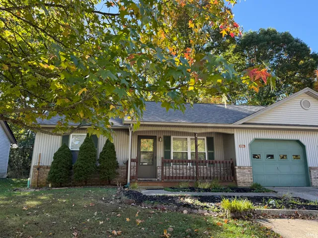 $179,900 | 1016 Forest View Drive North, Ellettsville, IN 47429