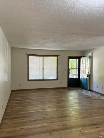 $179,900 | 1016 Forest View Drive North, Ellettsville, IN 47429