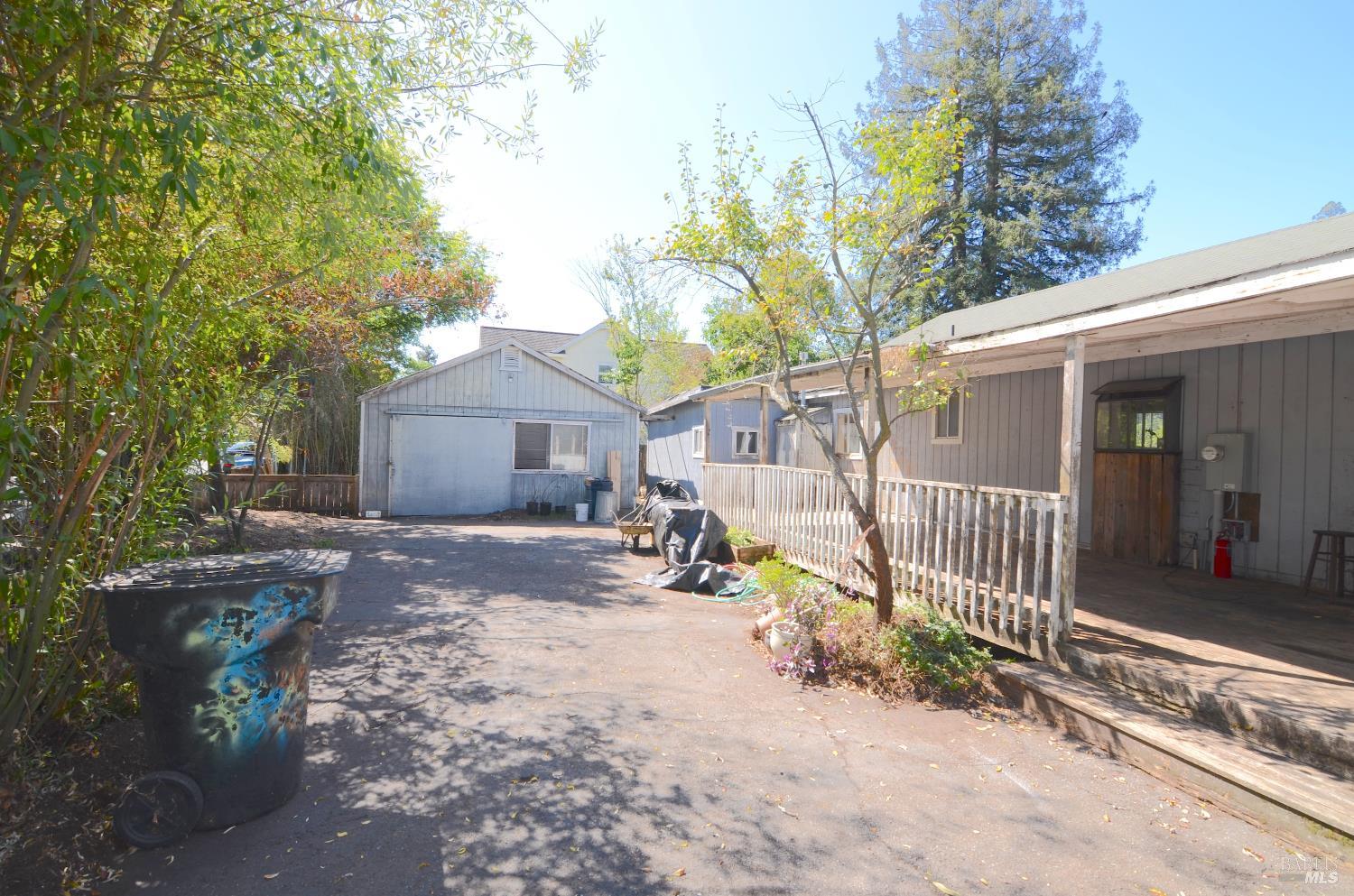 2610 Giffen Avenue Santa Rosa, CA 95407 - Photo 4 of 23 Gallery Image 4