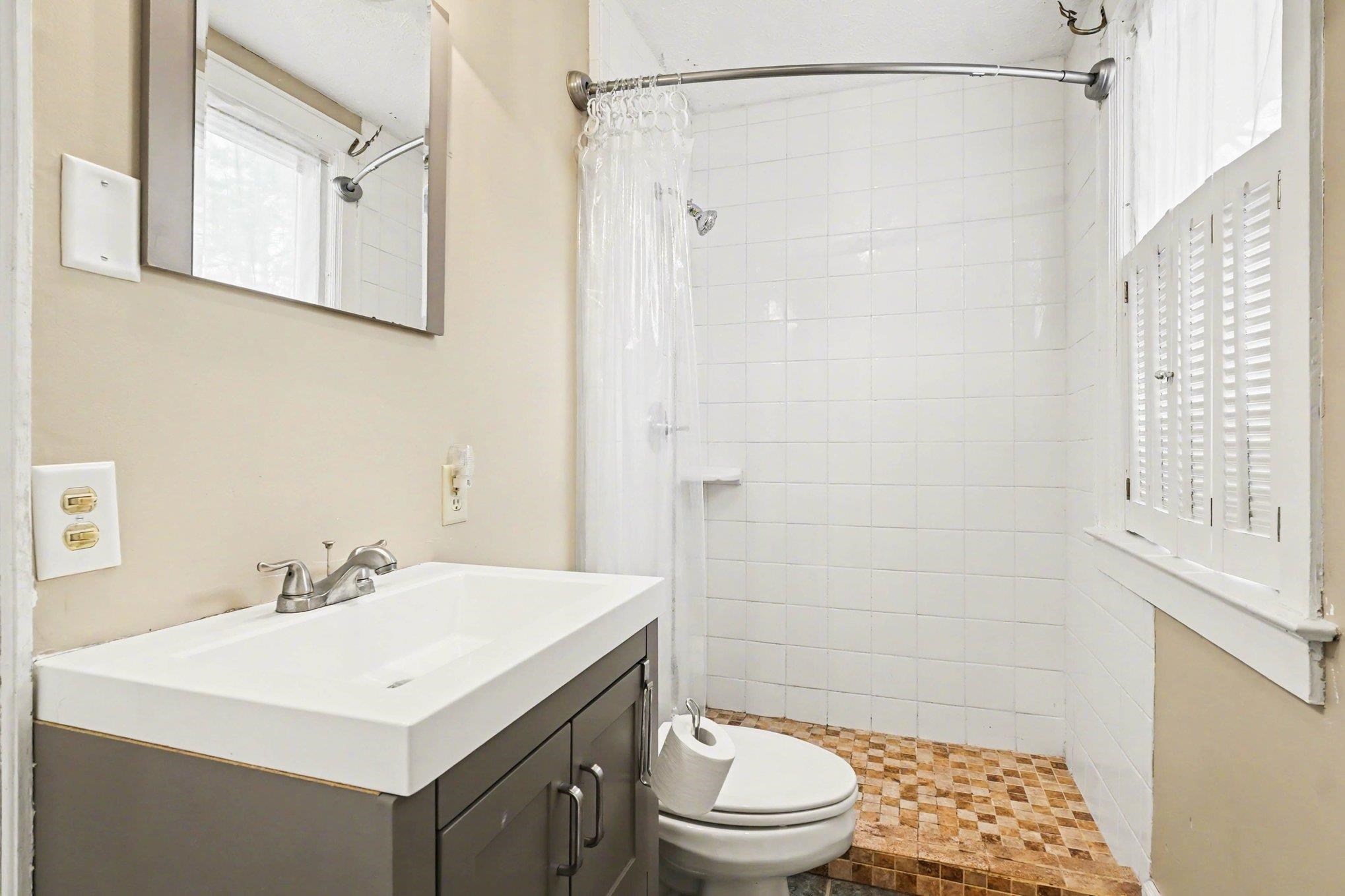2160 Center Avenue Bay City, MI 48708 - Photo 24 of 50