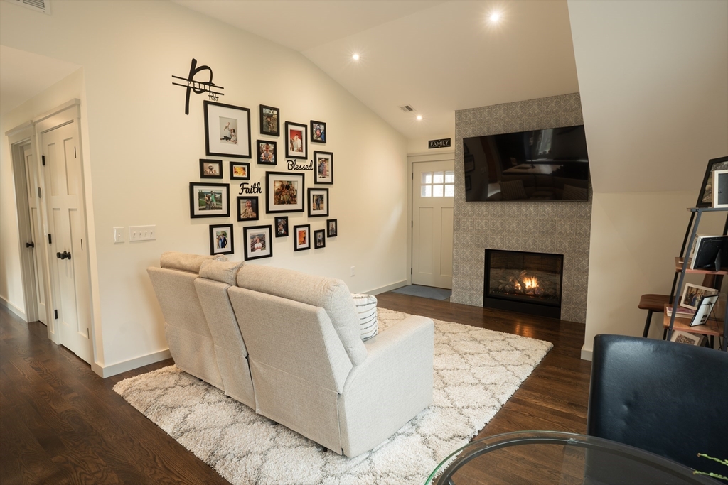 8 Stearns Road Upton, MA 01568 - Photo 14 of 42
