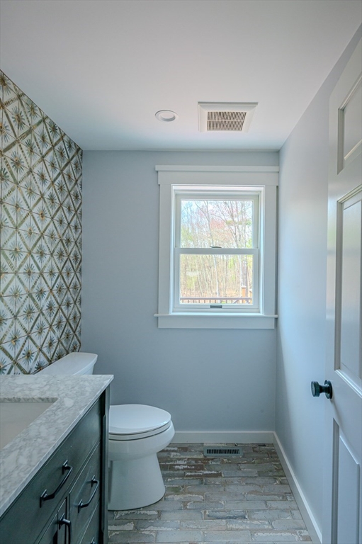 8 Stearns Road Upton, MA 01568 - Photo 21 of 42