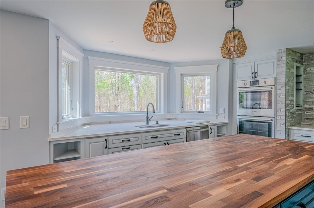 8 Stearns Road Upton, MA 01568 - Photo 26 of 42