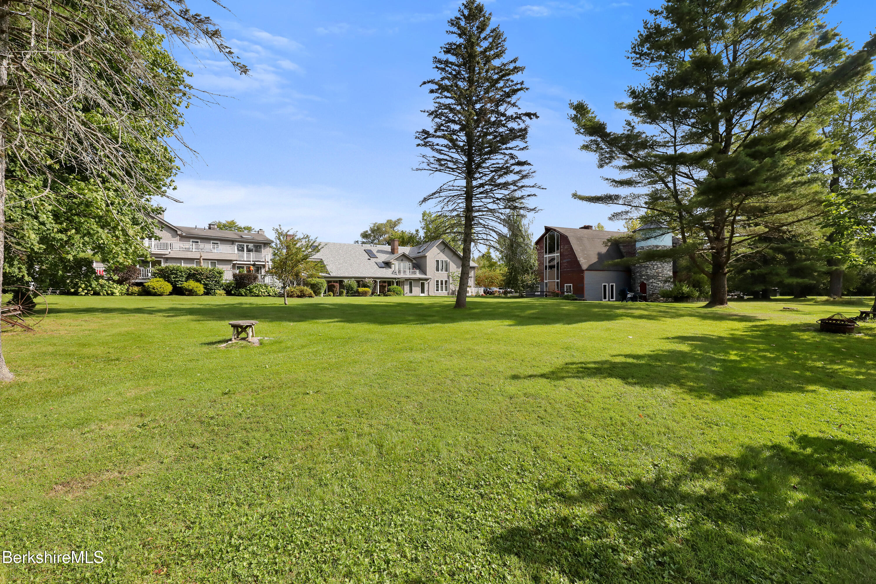 2 Wallace Road, Unit DHB Stockbridge, MA 01262 - Photo 33 of 36 a view of a golf course