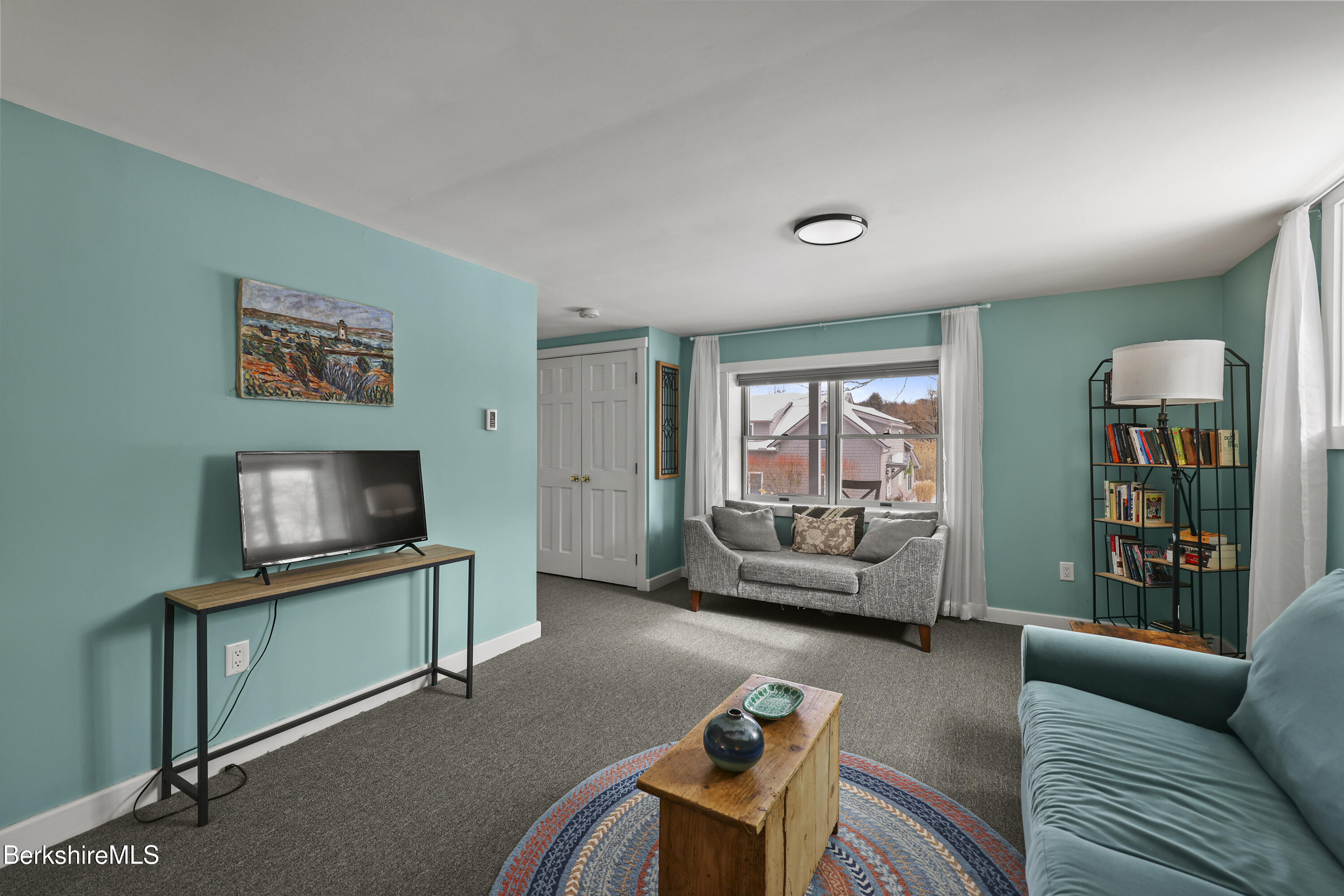 2 Wallace Road, Unit DHB Stockbridge, MA 01262 - Photo 4 of 34 living room