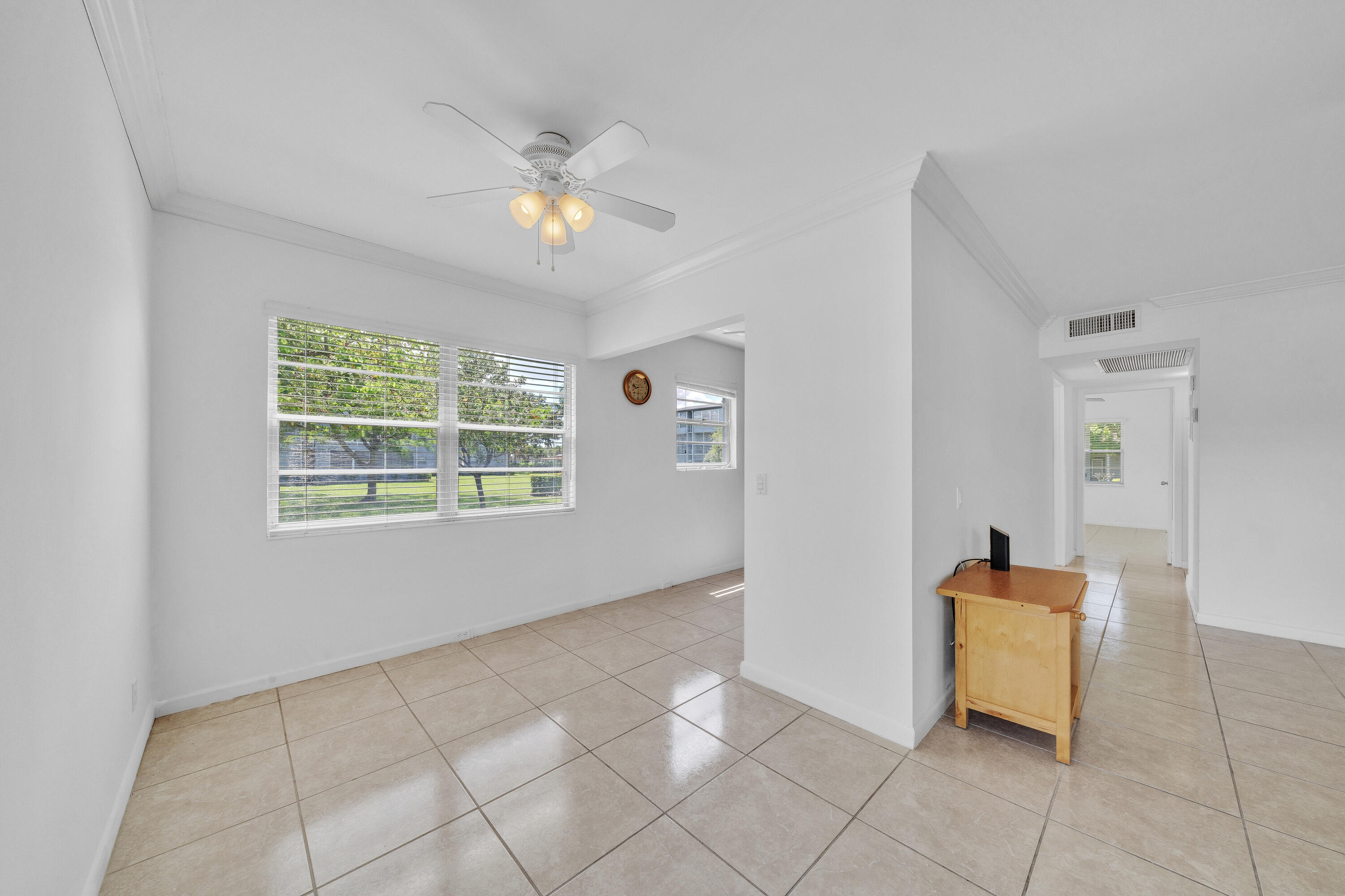 169 Suffolk F Boca Raton, FL 33434 - Photo 11 of 39 15 Dining Area (2)