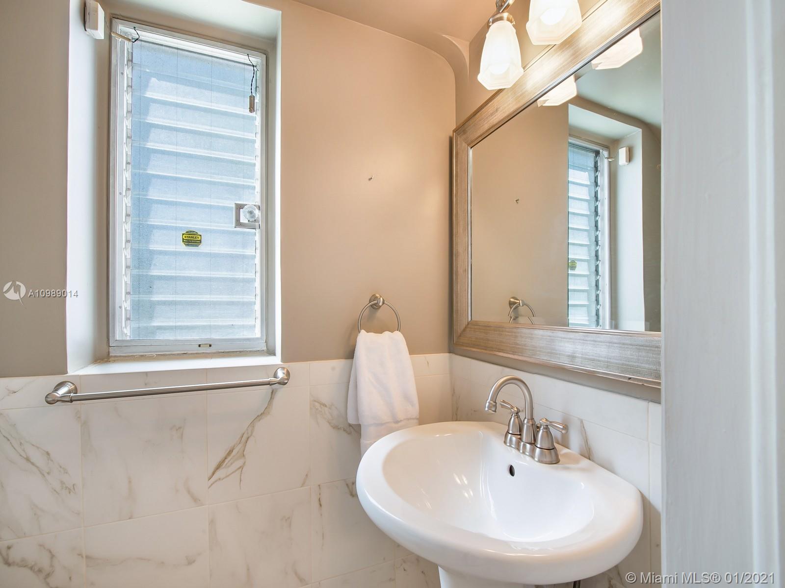 1259 Alhambra Circle Coral Gables, FL 33134 - Photo 12 of 25