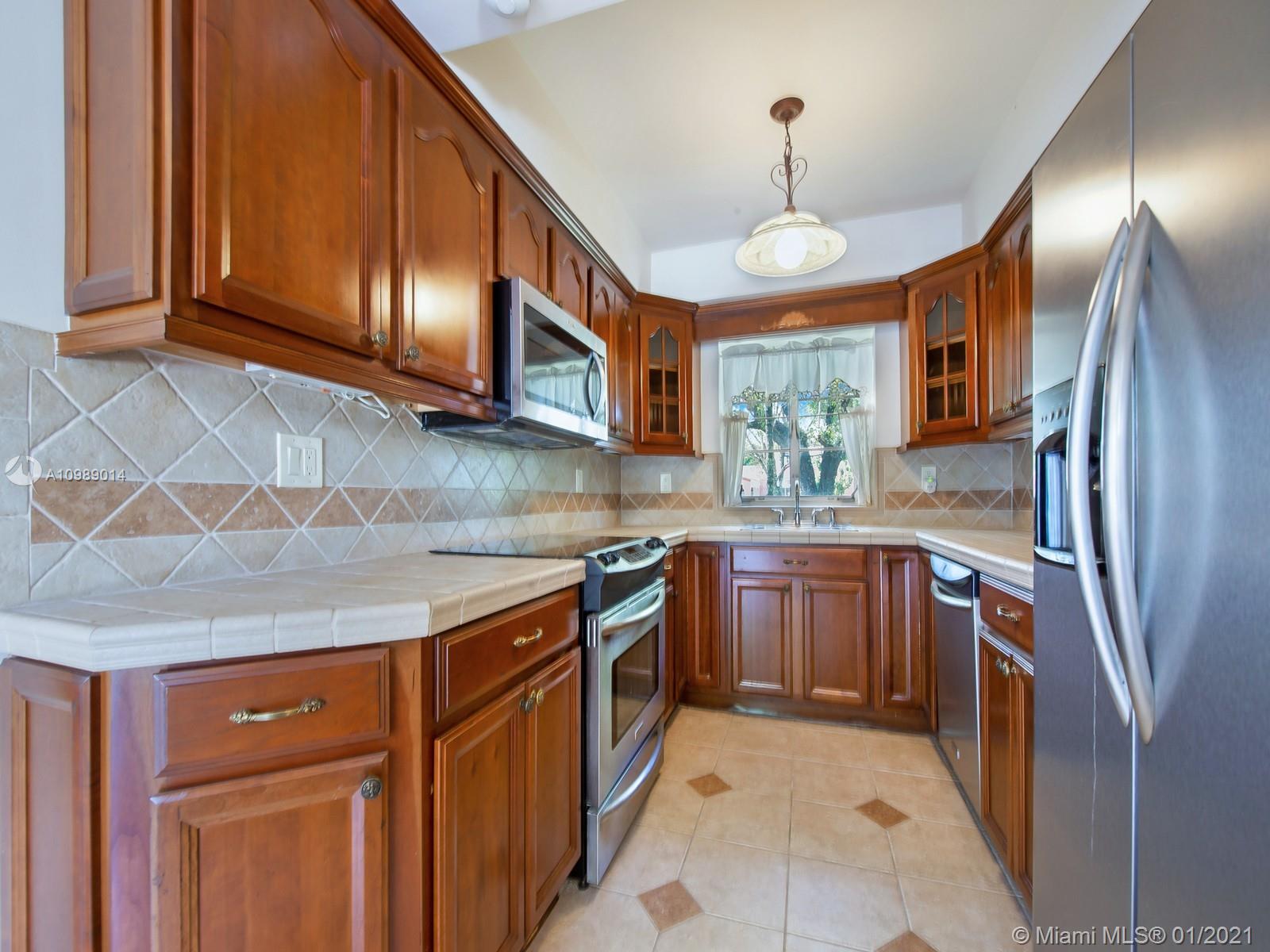 1259 Alhambra Circle Coral Gables, FL 33134 - Photo 8 of 25