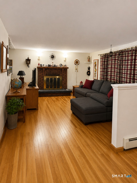 1080 Hoop Pole Road Guilford, CT 06437 - Photo 6 of 11