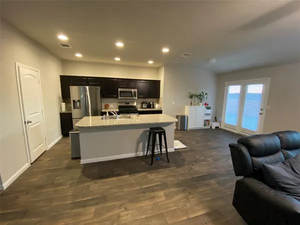 $2,399 | 10916 Defender Trail, Austin, TX 78754