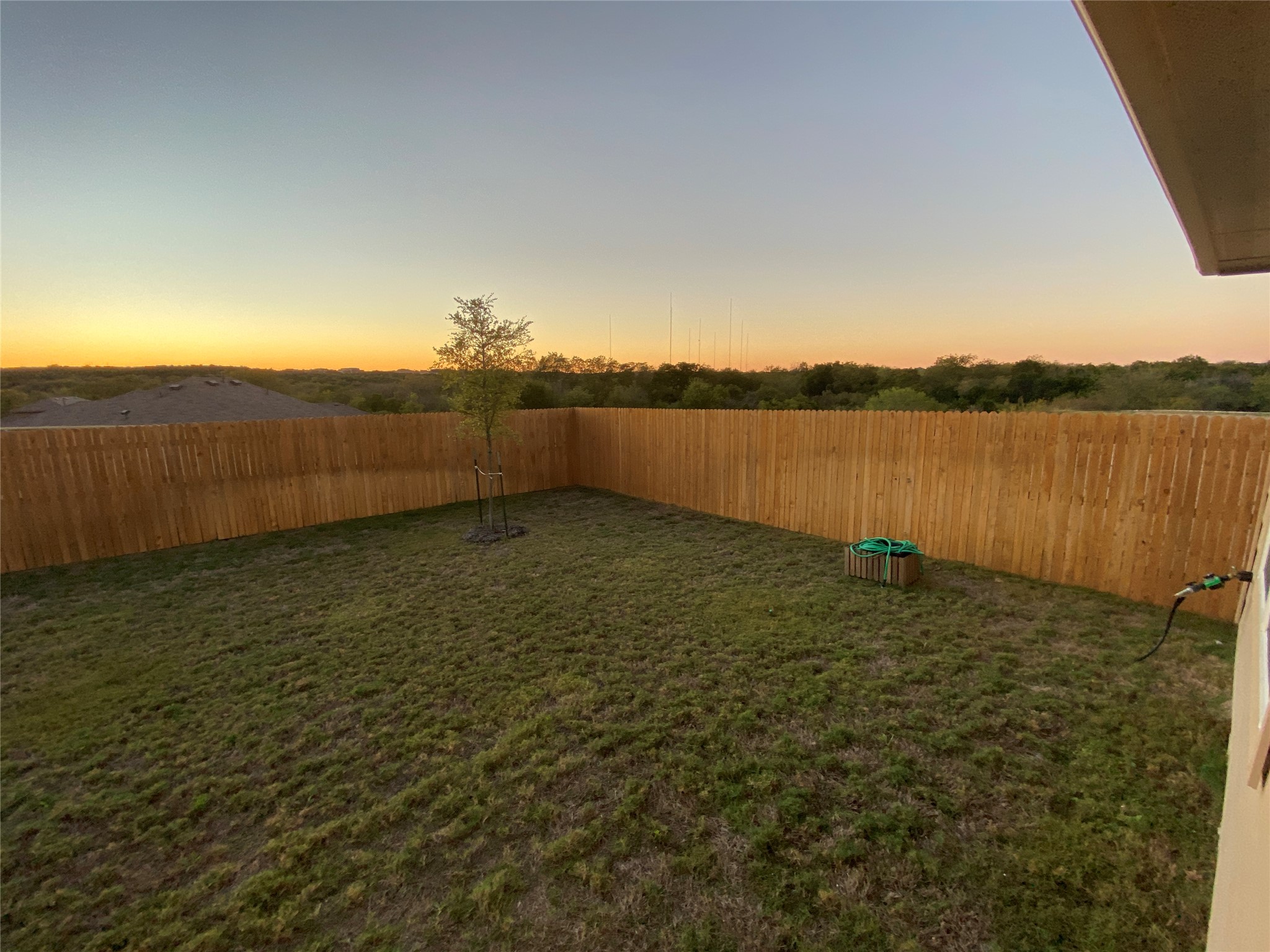 10916 Defender Trail Austin, TX 78754 - Photo 7 of 12 View of fenced backyard