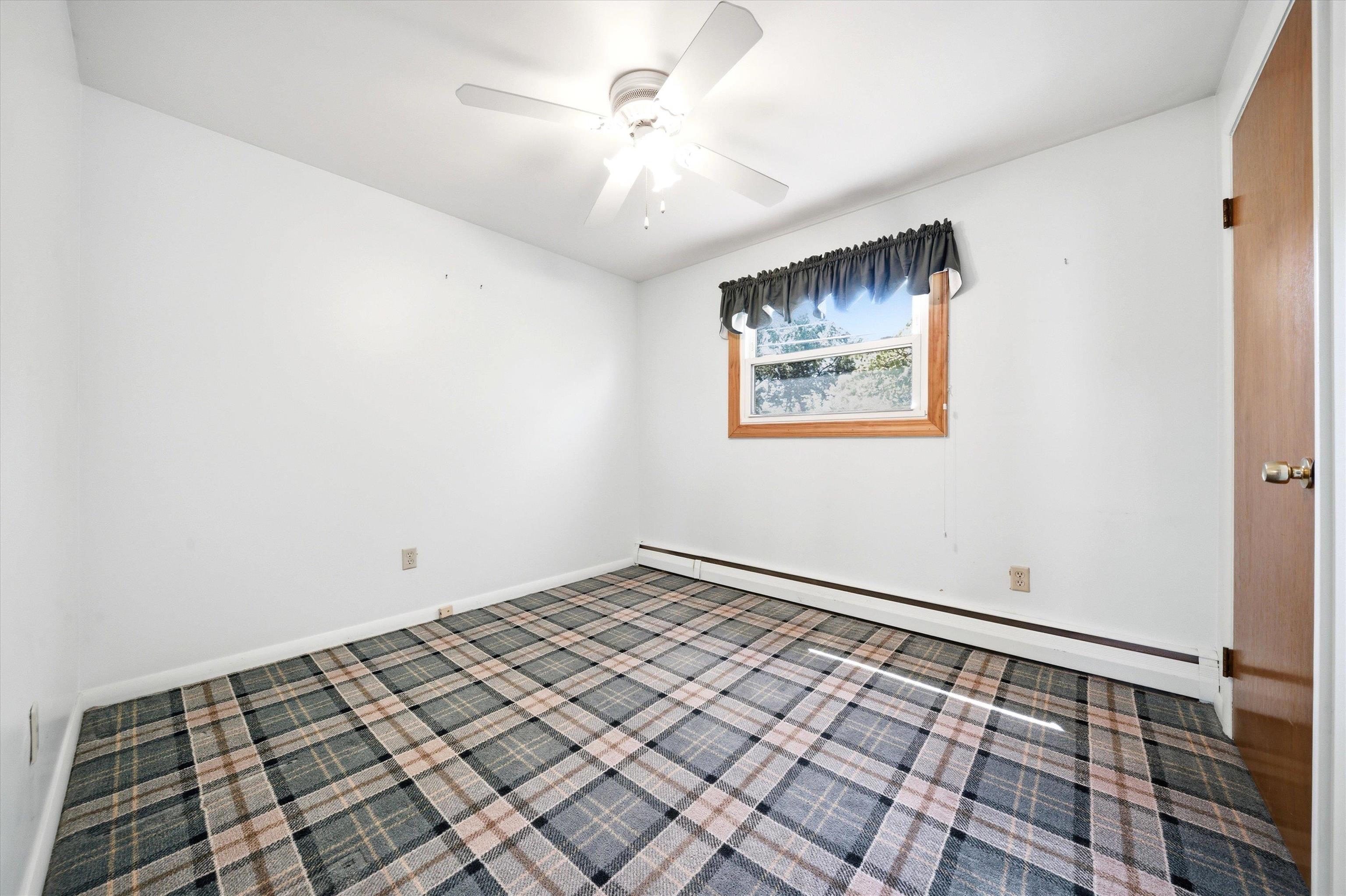 33 Ross Street Nashua, NH 03060 - Photo 17 of 31