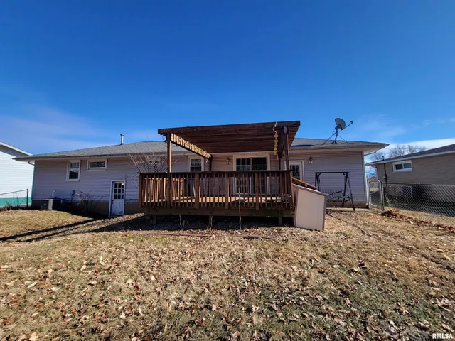 $165,000 | 129 Brentwood Drive, East Peoria, IL 61611