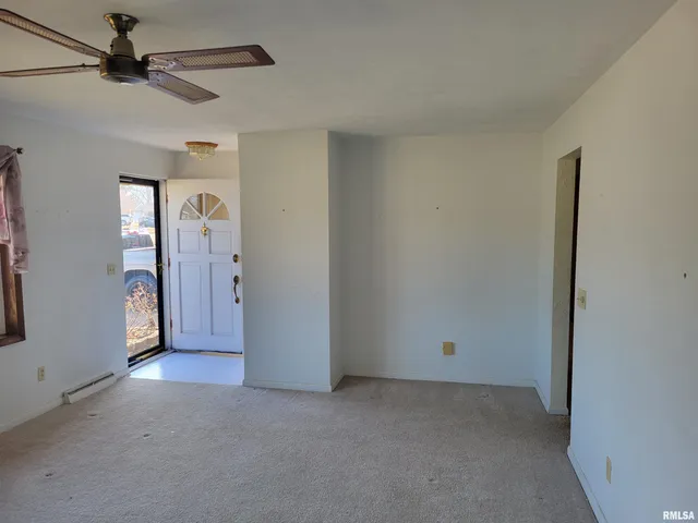 $165,000 | 129 Brentwood Drive, East Peoria, IL 61611