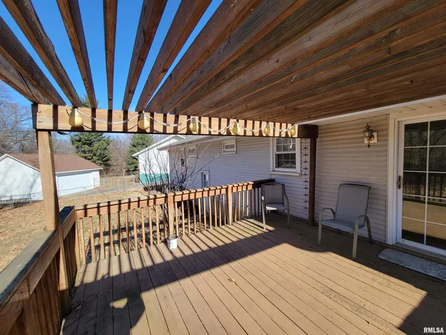 $165,000 | 129 Brentwood Drive, East Peoria, IL 61611