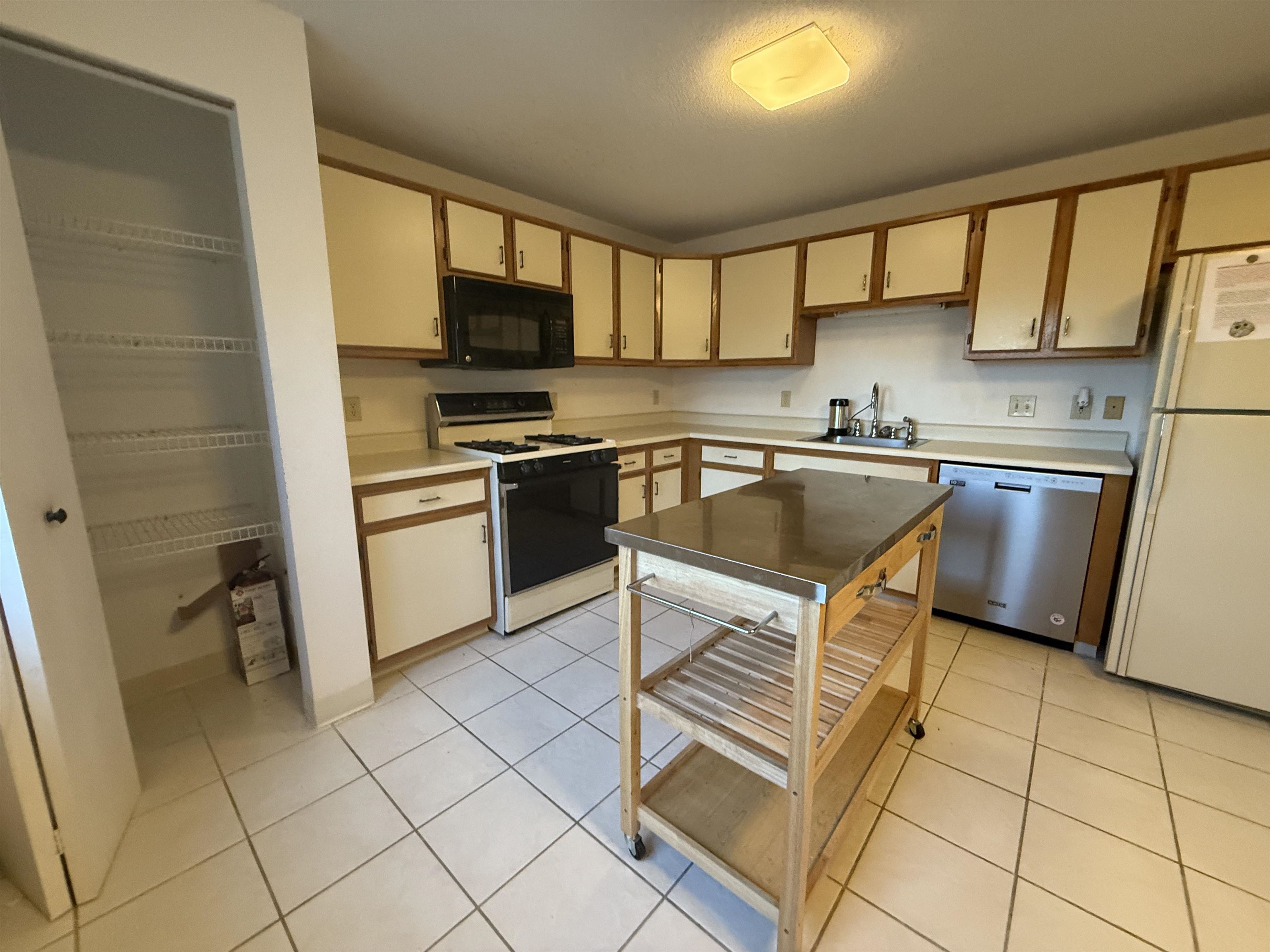 8 Pine Brook Lane, Unit D3 Springfield, VT 05150 - Photo 22 of 23