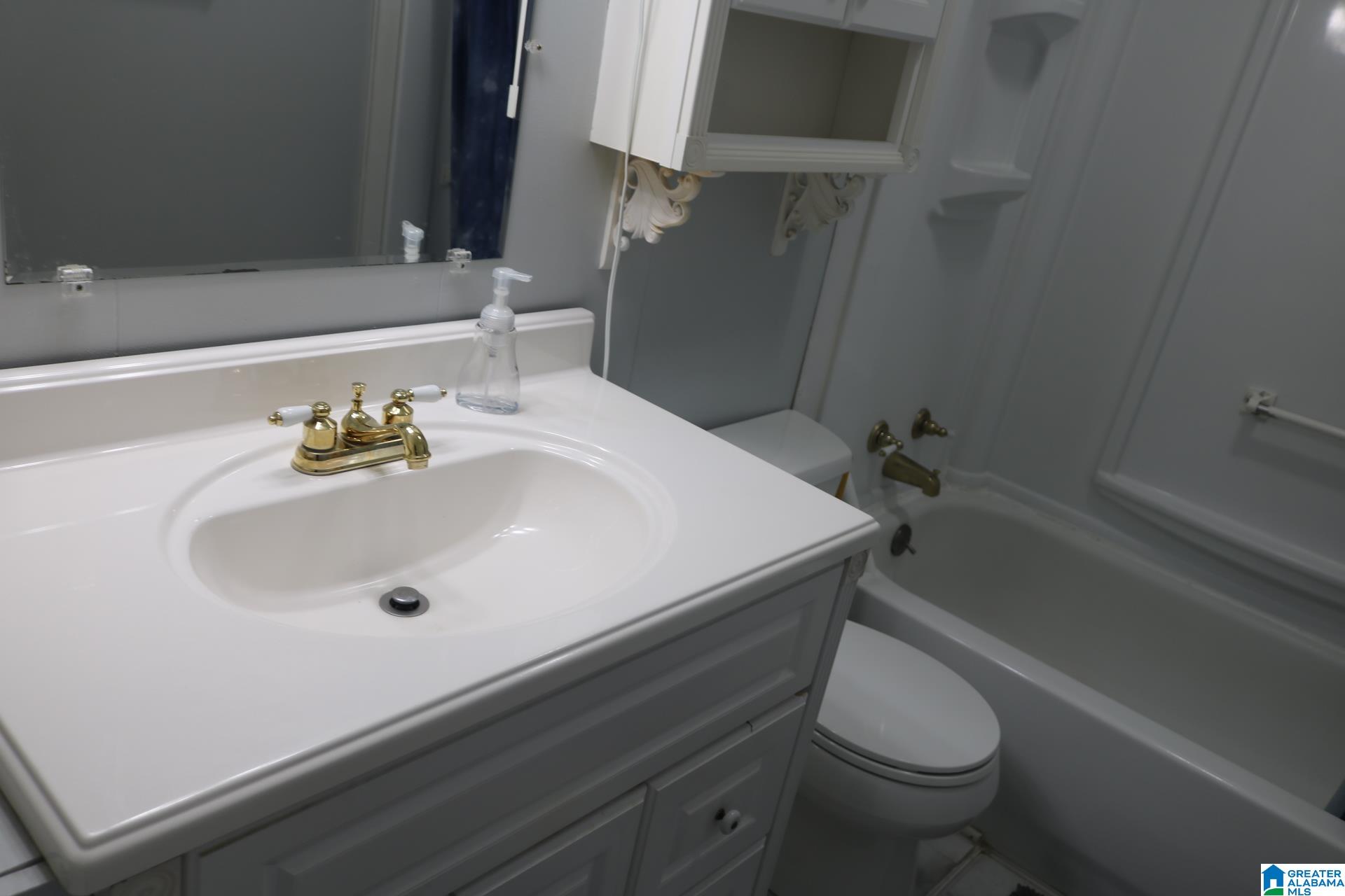 112 Hammonds Street Bessemer, AL 35023 - Photo 8 of 10
