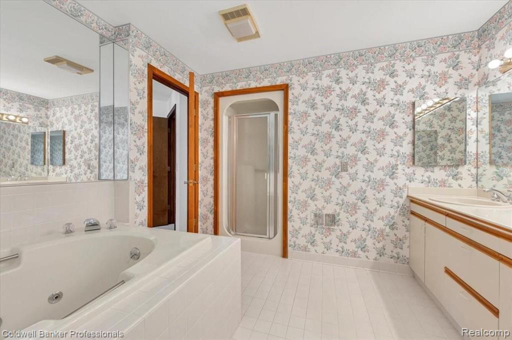875 Green View Court, Unit 62 Rochester, MI 48307 - Photo 16 of 25