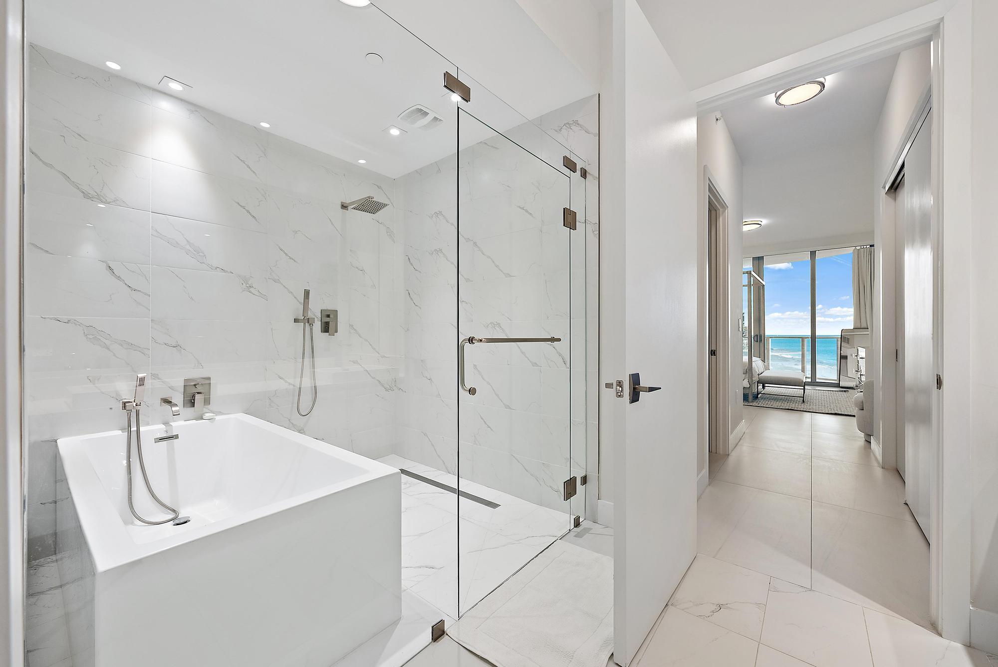 3100 North Ocean Drive, Unit 1002 Riviera Beach, FL 33404 - Photo 11 of 32 3100 N Ocean Drive, H1002-10