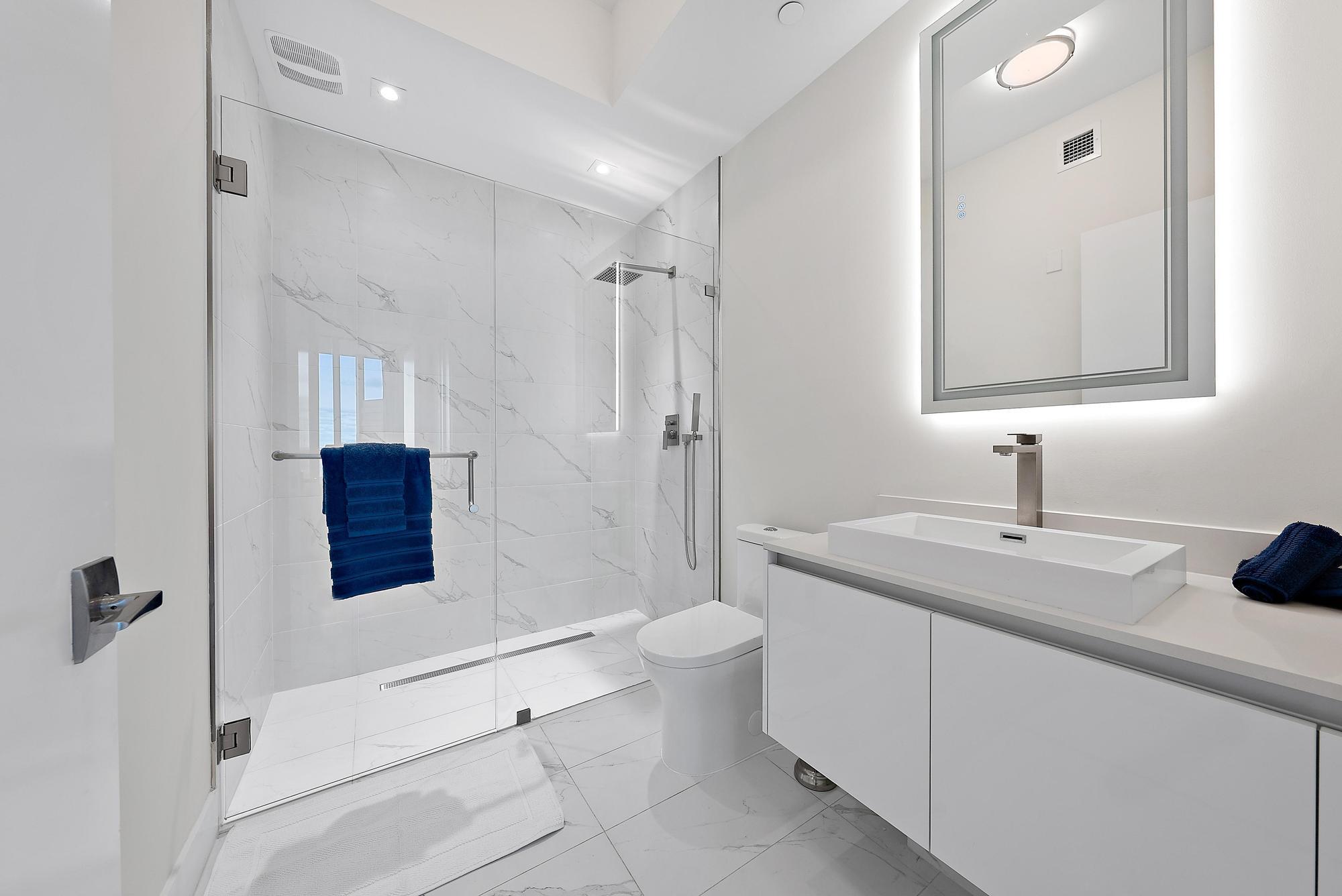 3100 North Ocean Drive, Unit 1002 Riviera Beach, FL 33404 - Photo 13 of 32 3100 N Ocean Drive, H1002-11