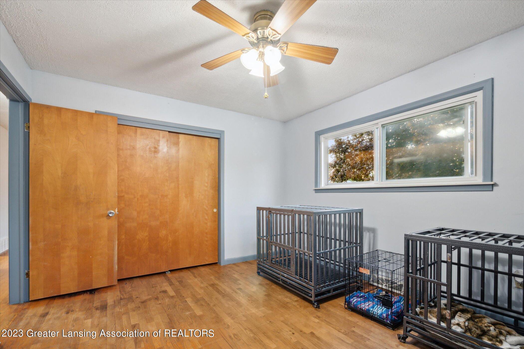 1923 West Miller Road Lansing, MI 48911 - Photo 20 of 41 25-1923-W-Miller-Rd-Lansing-MI-48911-Win