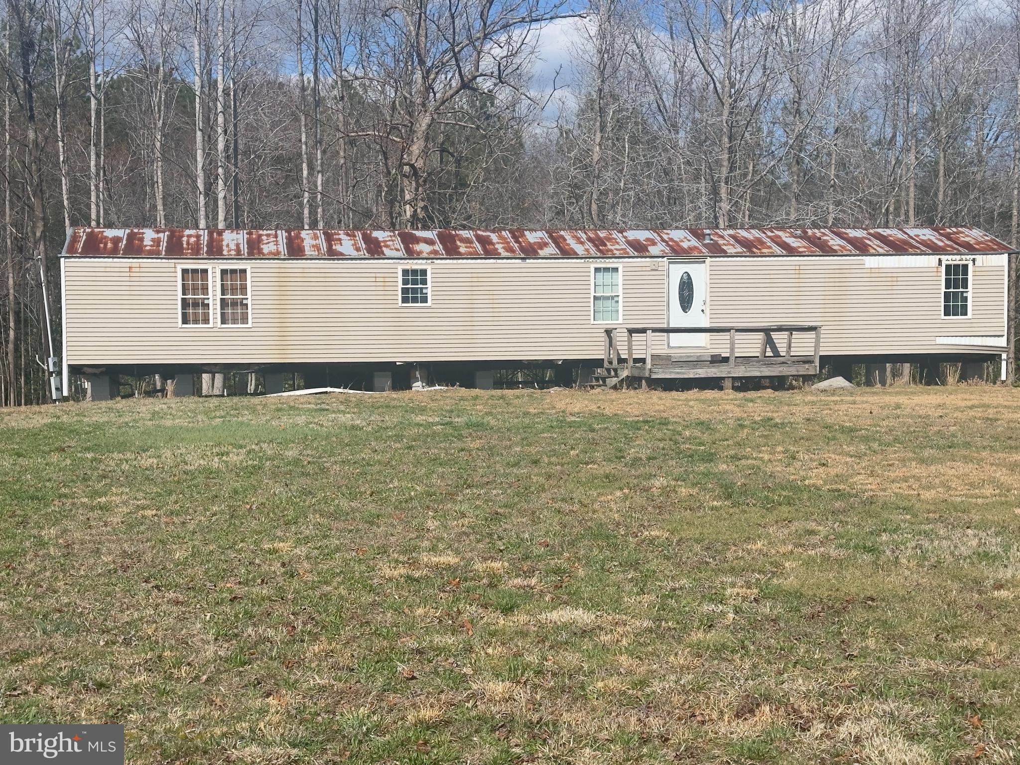 7833 Courthouse Road Heathsville, VA 22473 - Photo 9 of 18 a view of a backyard