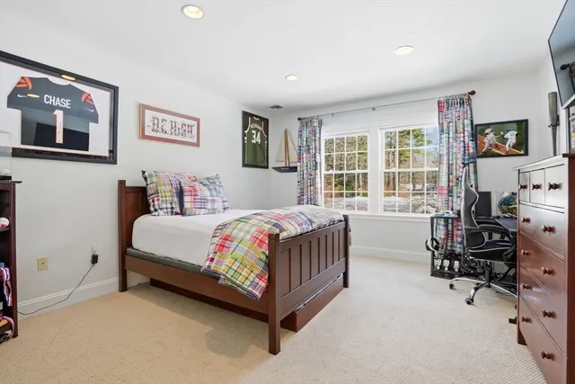 $2,500,000 | 372 Tremont Street, Duxbury, MA 02332