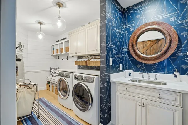 $2,500,000 | 372 Tremont Street, Duxbury, MA 02332