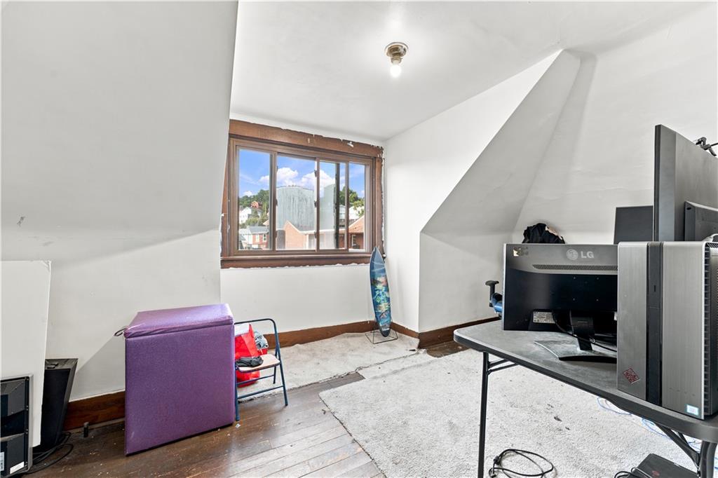 1014 2nd Street McKees Rocks, PA 15136 - Photo 22 of 35 Gallery Image 22