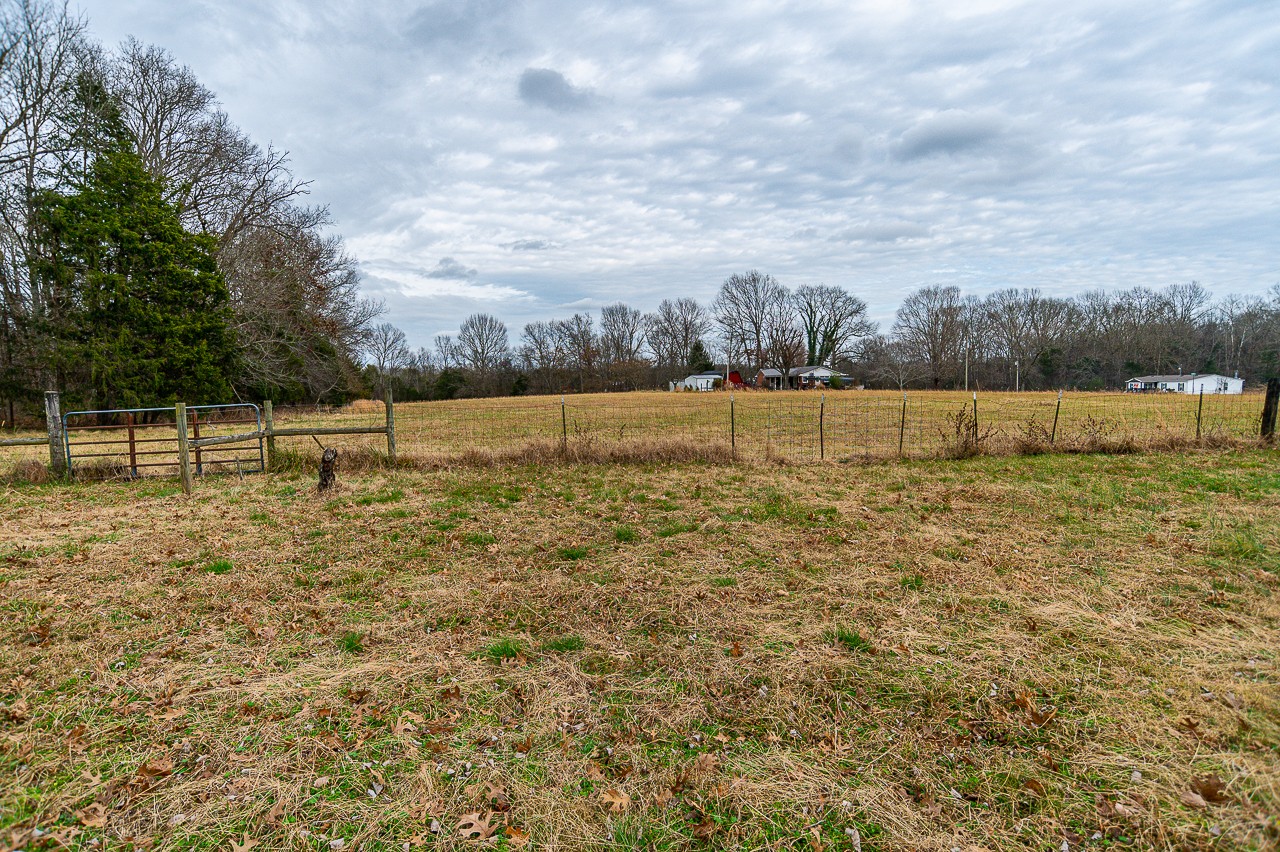 2390 Bob Cheek Road Lewisburg, TN 37091 - Photo 5 of 38 Gallery Image 5