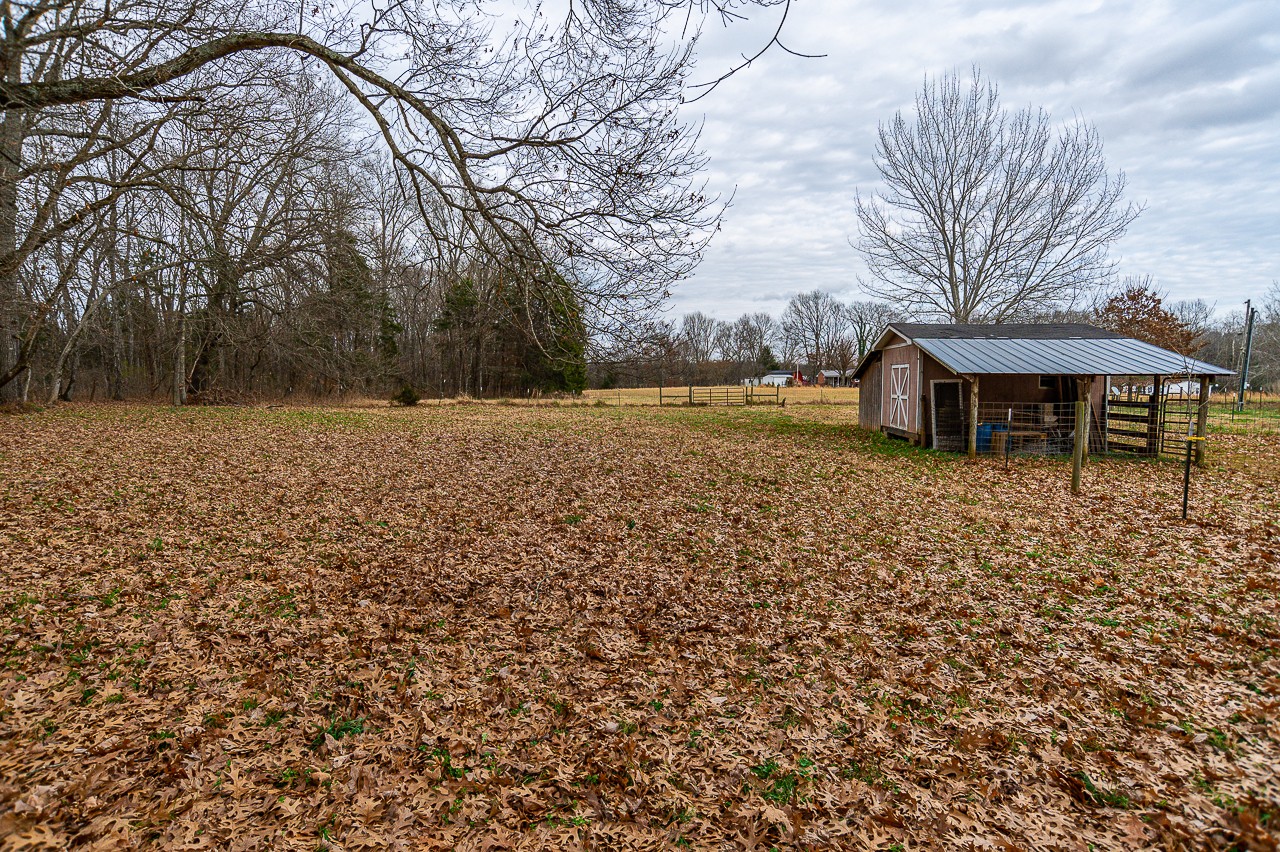 2390 Bob Cheek Road Lewisburg, TN 37091 - Photo 6 of 38 Gallery Image 6