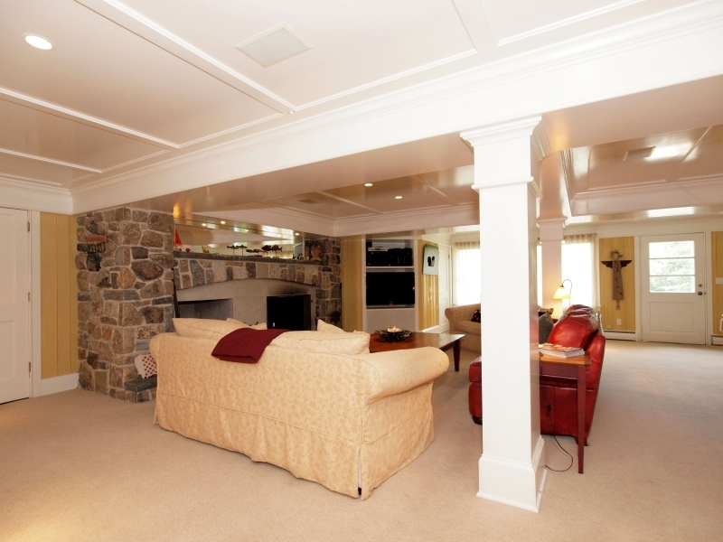 223 Hickok Road New Canaan, CT 06840 - Photo 13 of 18 13 Family Room w Fireplace