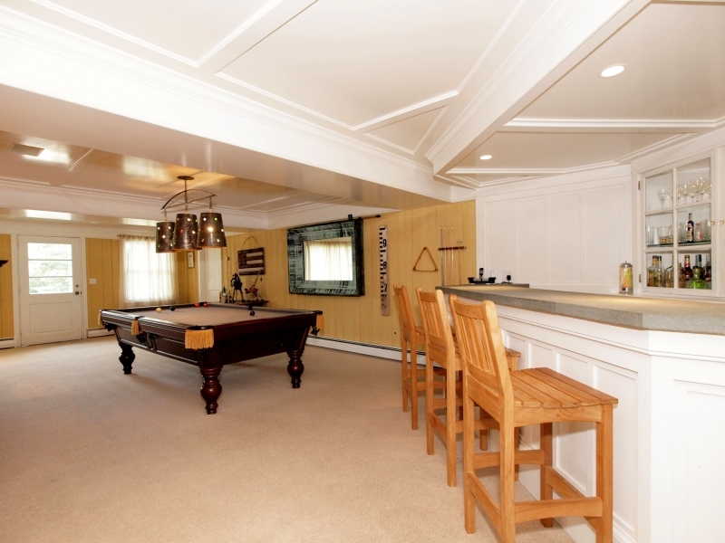 223 Hickok Road New Canaan, CT 06840 - Photo 14 of 18 14 Lower Level Family Rm