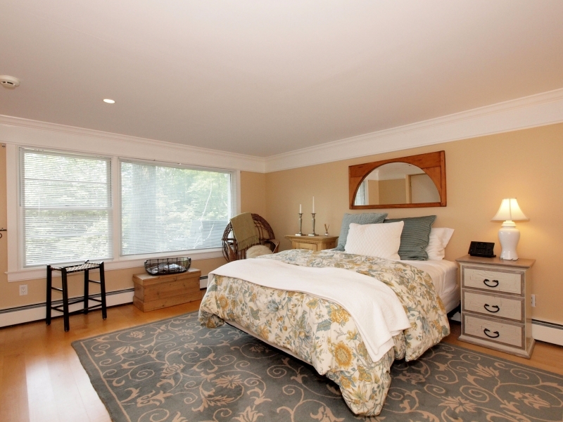 223 Hickok Road New Canaan, CT 06840 - Photo 17 of 18 17 Guest Room