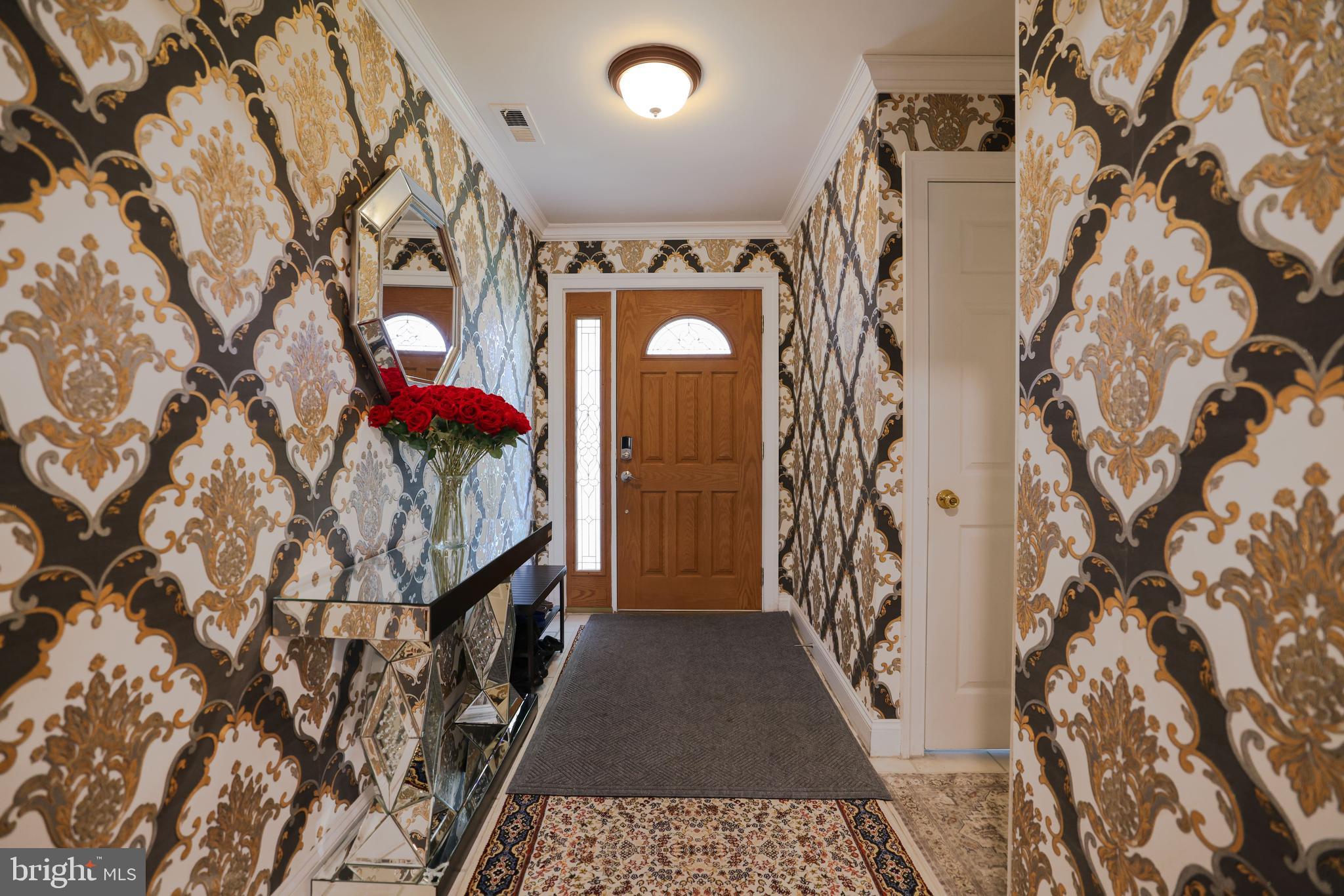 103 Garrison Court Langhorne, PA 19047 - Photo 15 of 46 a view of a entryway