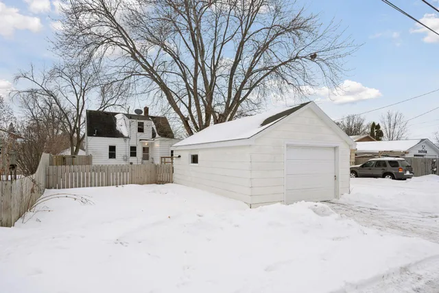 $174,900 | 1723 2nd Street North, St. Cloud, MN 56303