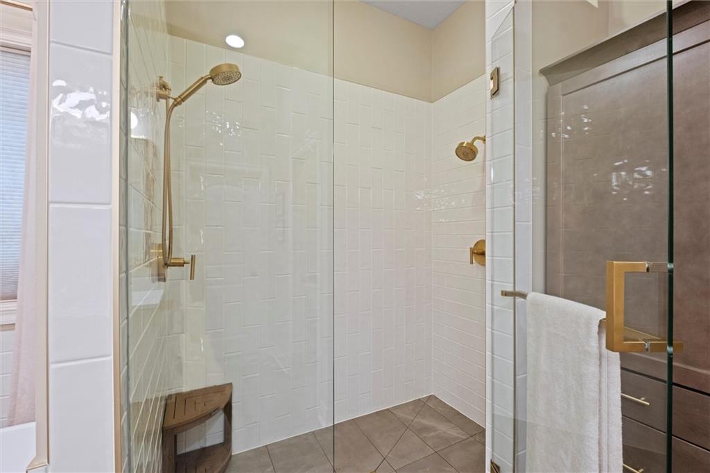 16336 Nieman Road Overland Park, KS 66221 - Photo 26 of 55