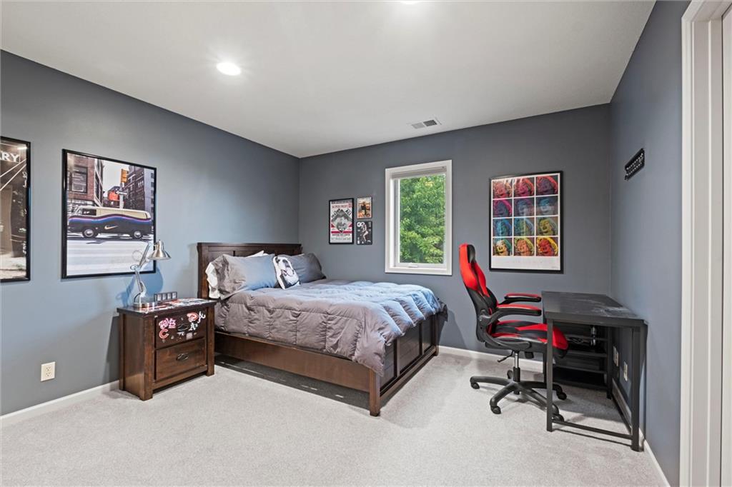 16336 Nieman Road Overland Park, KS 66221 - Photo 27 of 55