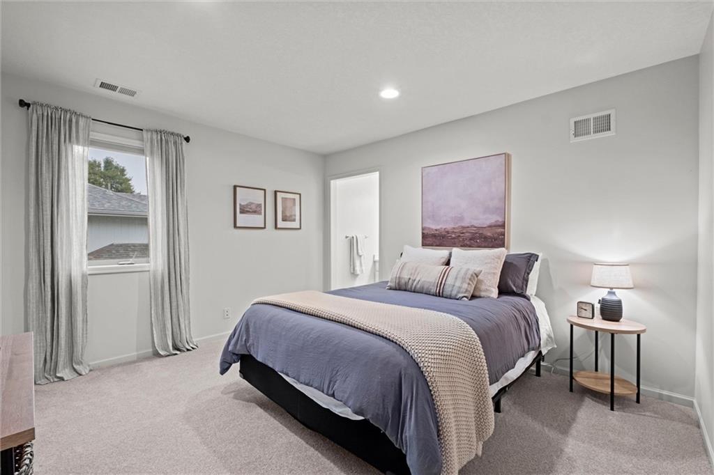 16336 Nieman Road Overland Park, KS 66221 - Photo 29 of 55