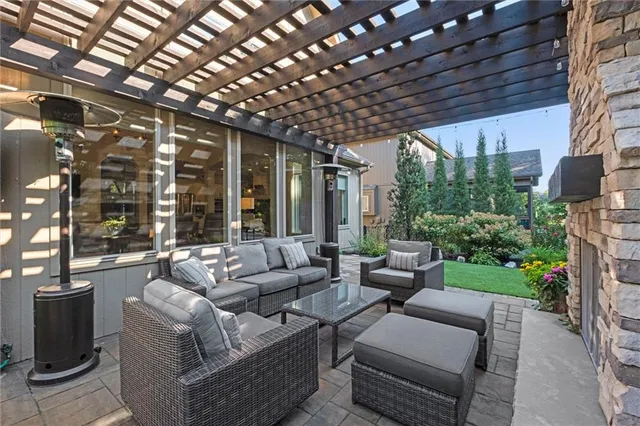 $763,000 | 16336 Nieman Road, Overland Park, KS 66221