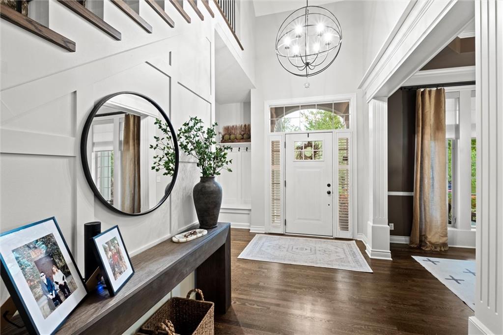 16336 Nieman Road Overland Park, KS 66221 - Photo 6 of 55