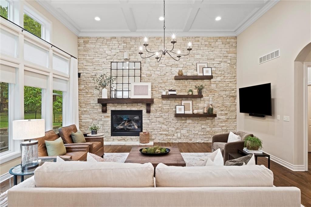 16336 Nieman Road Overland Park, KS 66221 - Photo 8 of 55