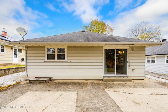 $250,000 | 1645 Mt Everest Lane, Toms River, NJ 08753