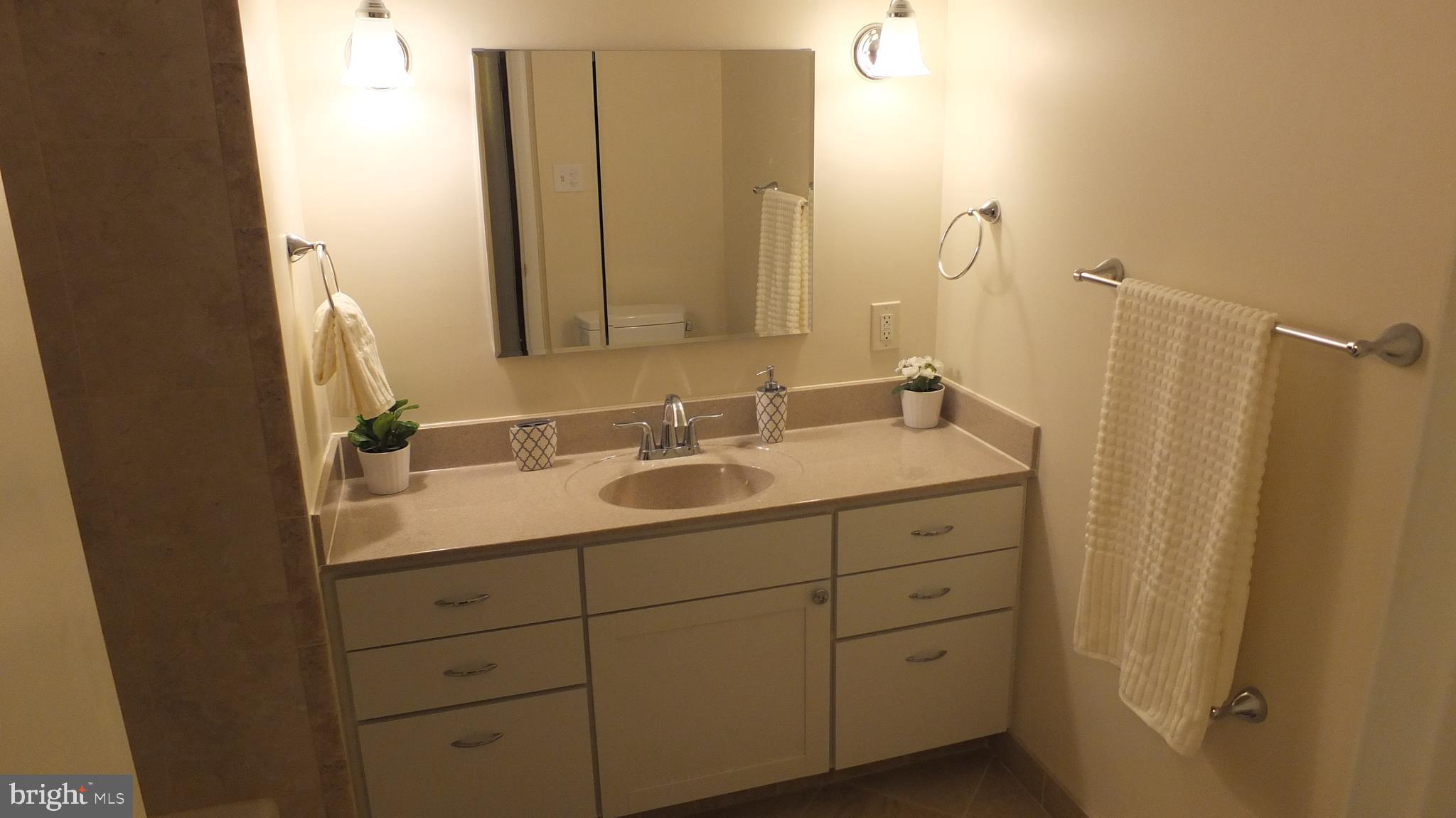 614 Hyde Road Silver Spring, MD 20902 - Photo 22 of 26 Upstairs Bath