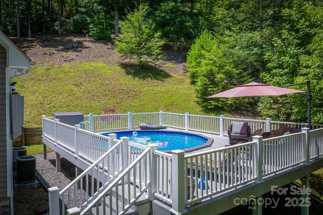 a view of deck and patio