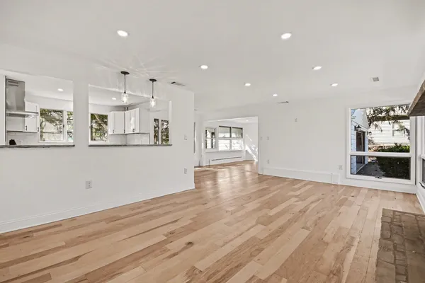 $469,900 | 2018 North West Street, Wheaton, IL 60187
