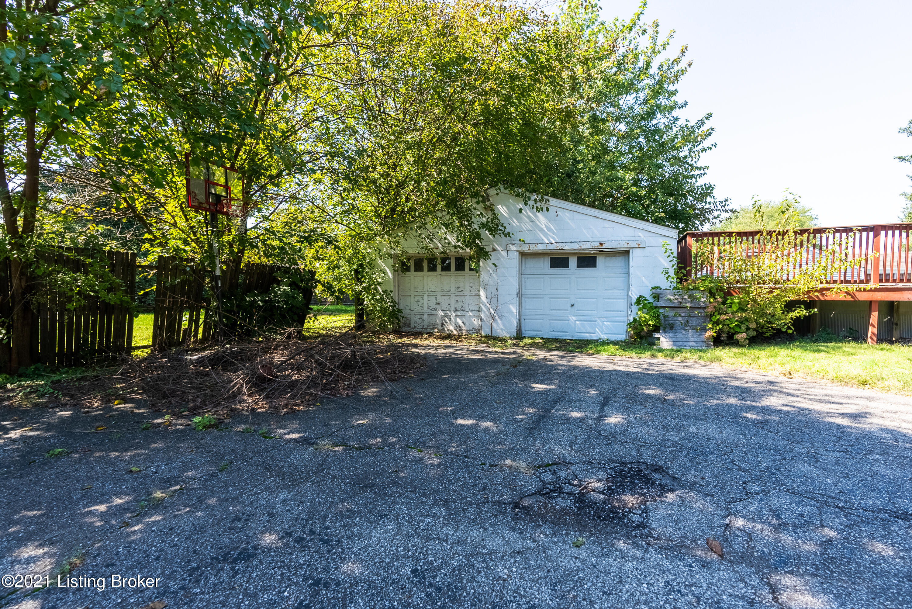 1858 Farnsley Road Louisville, KY 40216 - Photo 24 of 25 Farnsley-04
